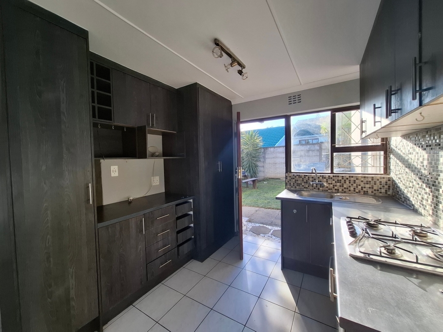 3 Bedroom Property for Sale in Nahoon Valley Park Eastern Cape